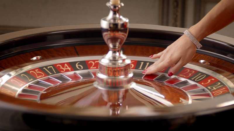 Play Real Roulette with Sarati